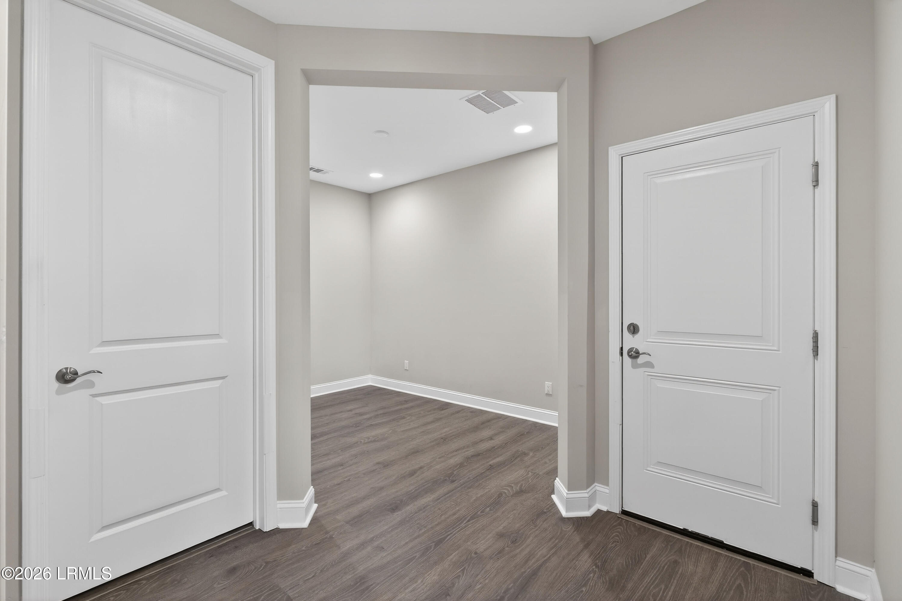 1649 Shoreside Drive 102