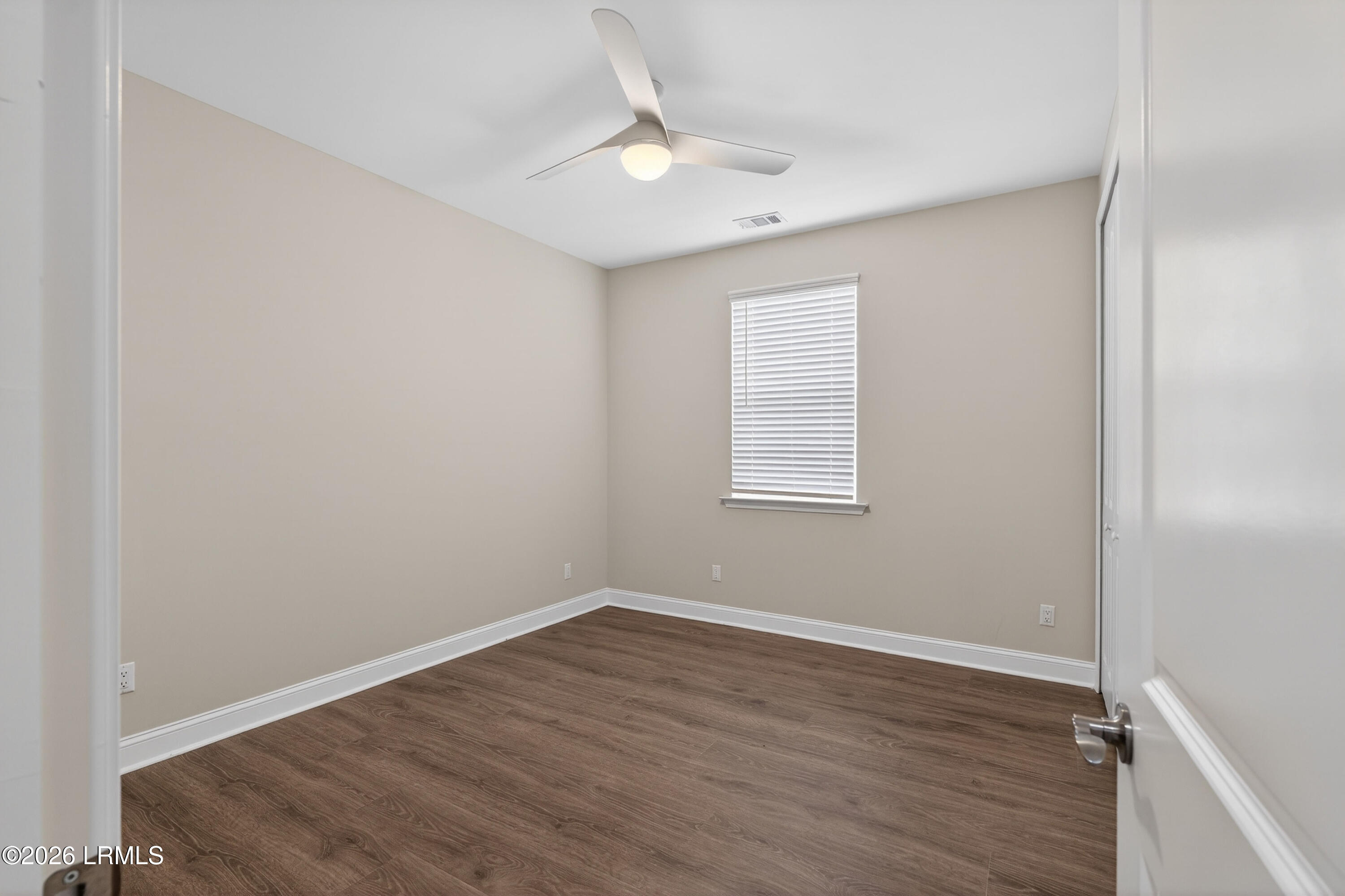 1649 Shoreside Drive 102