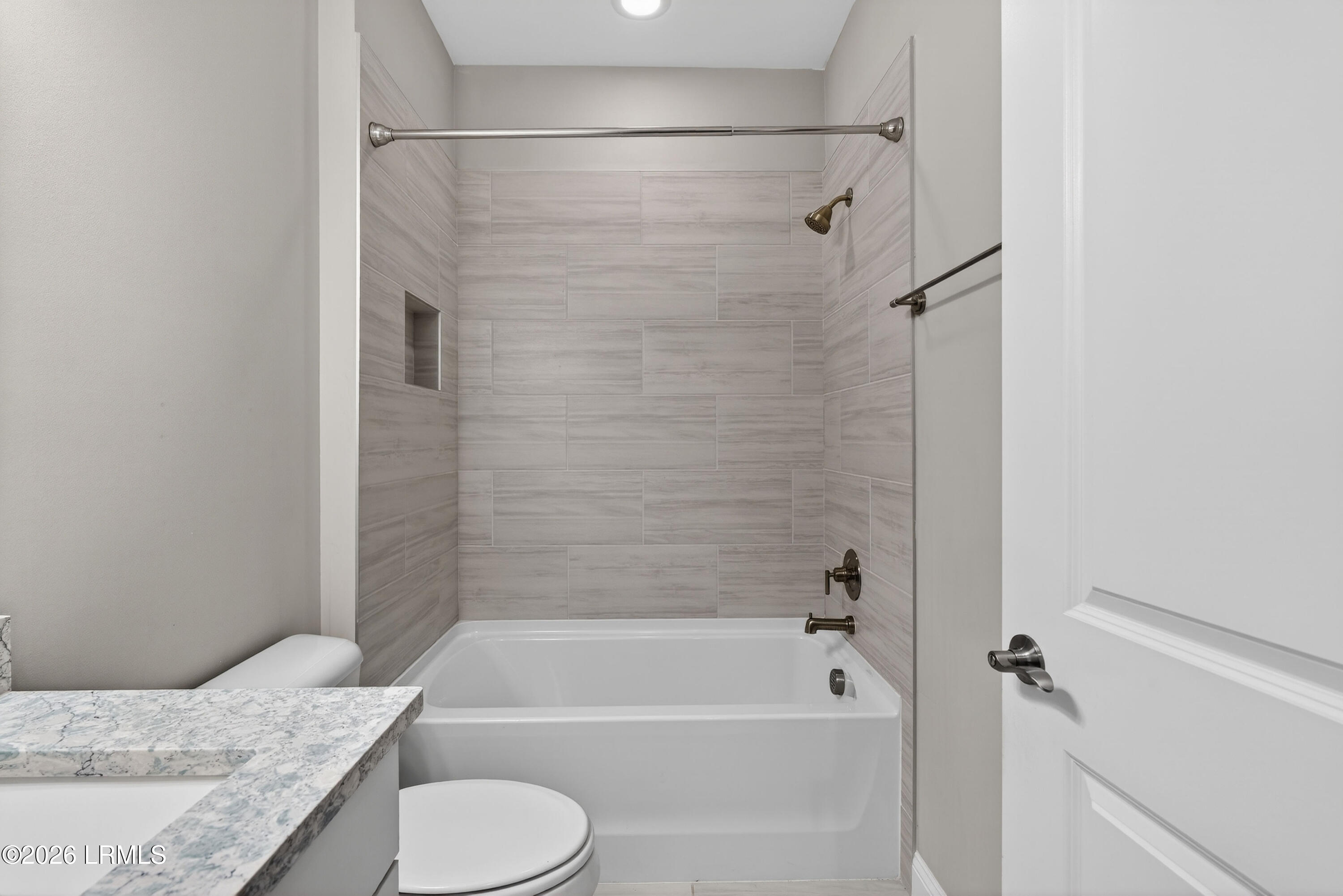 1649 Shoreside Drive 102