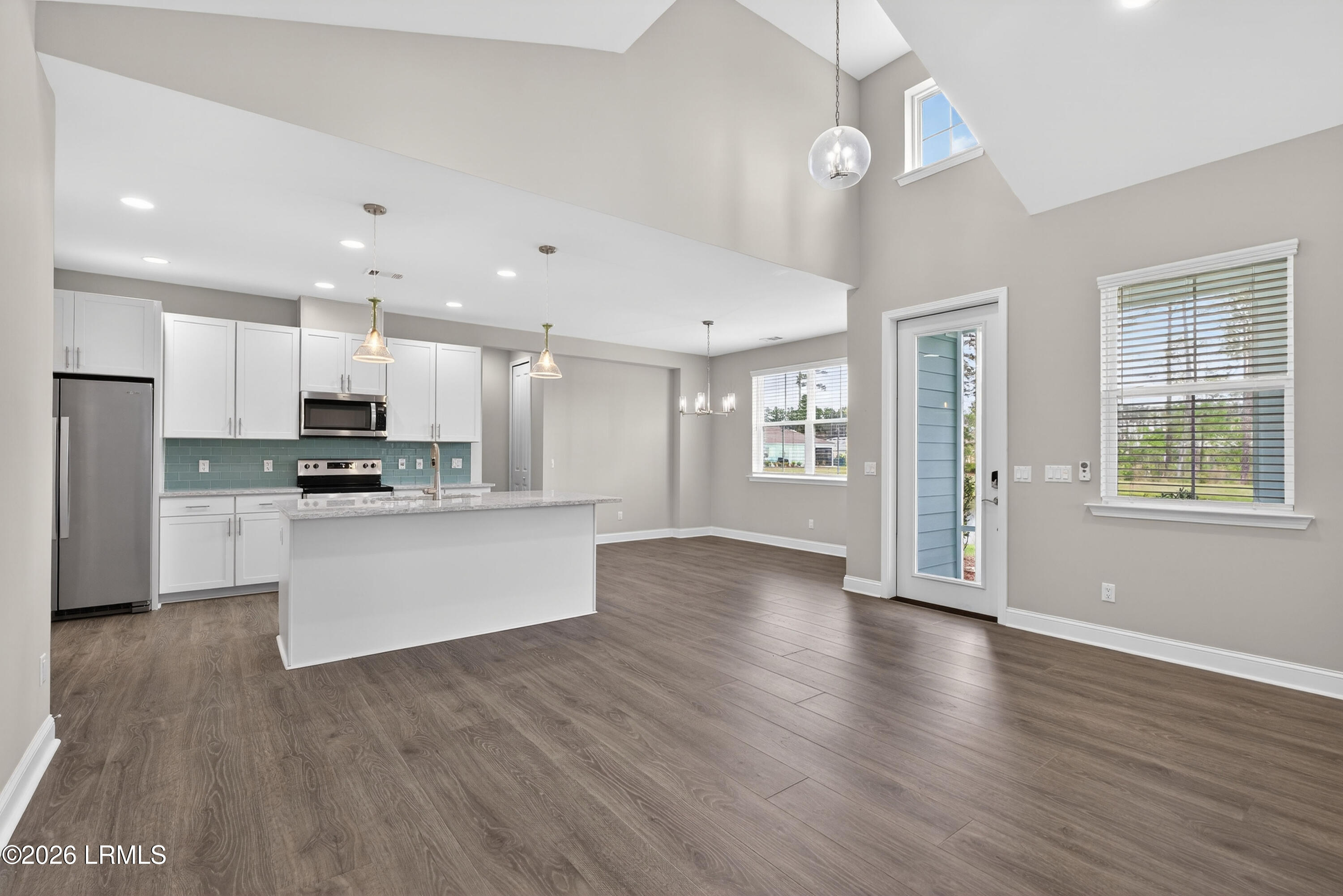 1649 Shoreside Drive 102