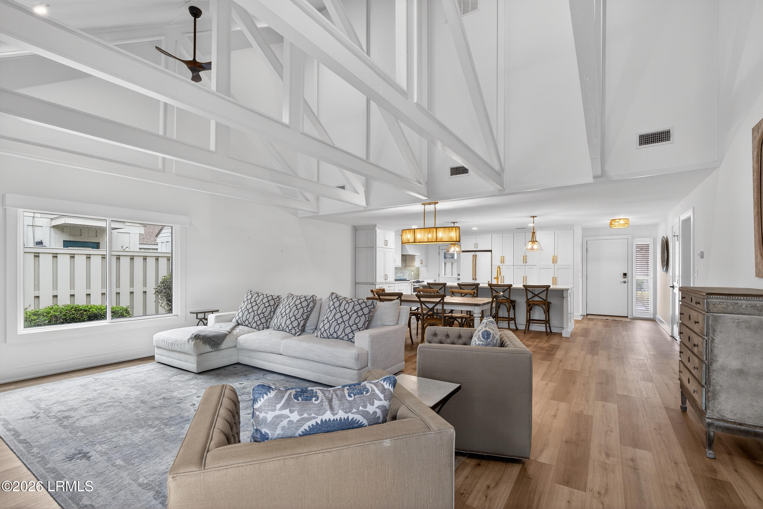 45 Queens Folly Road 617