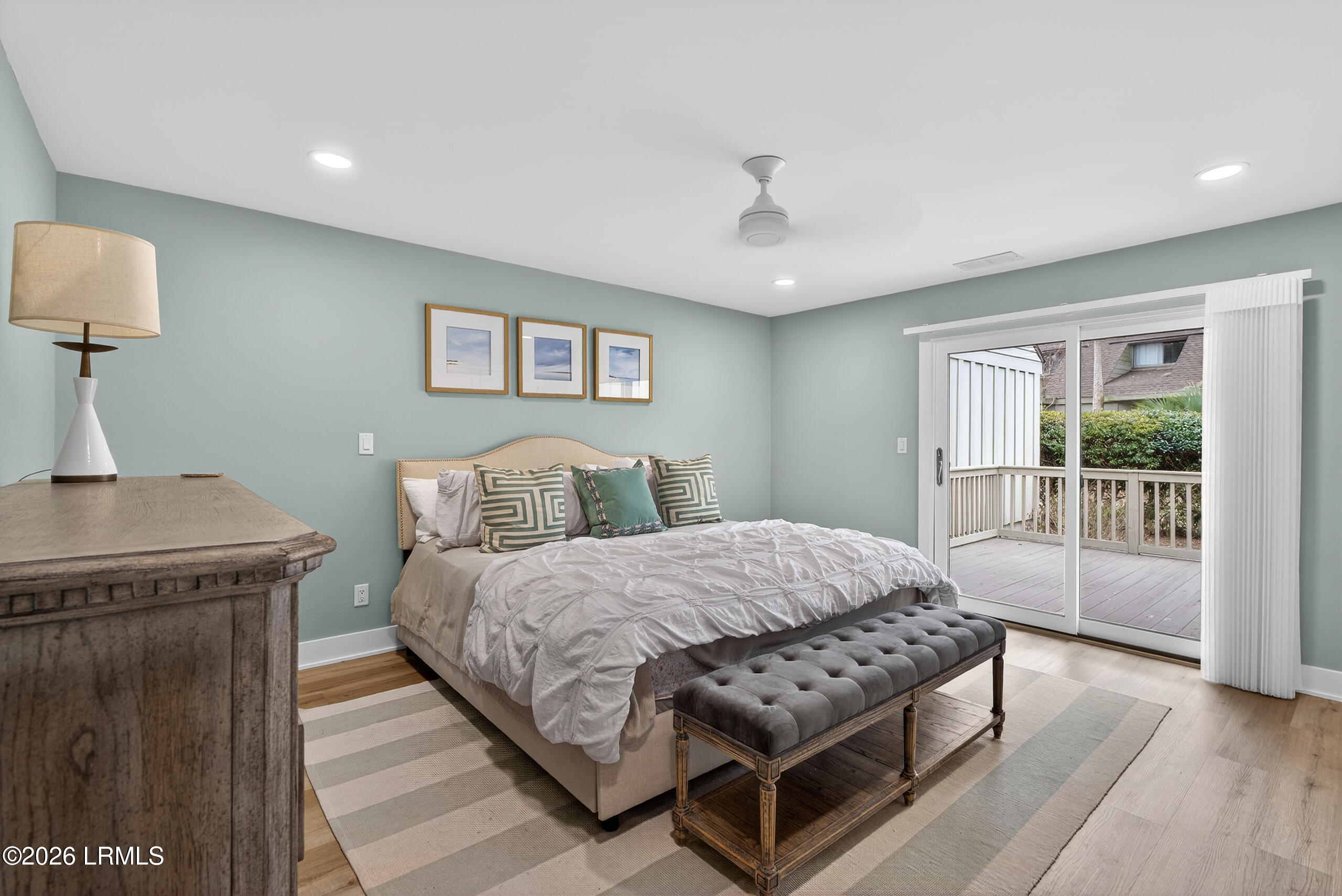 45 Queens Folly Road 617