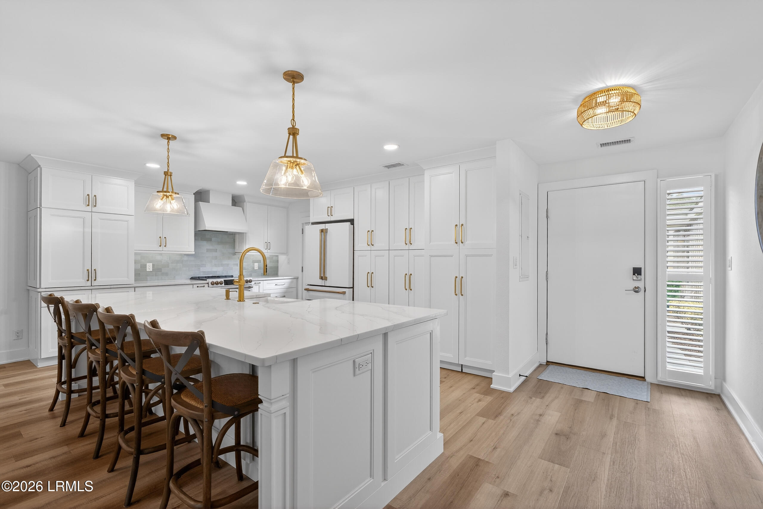 45 Queens Folly Road 617