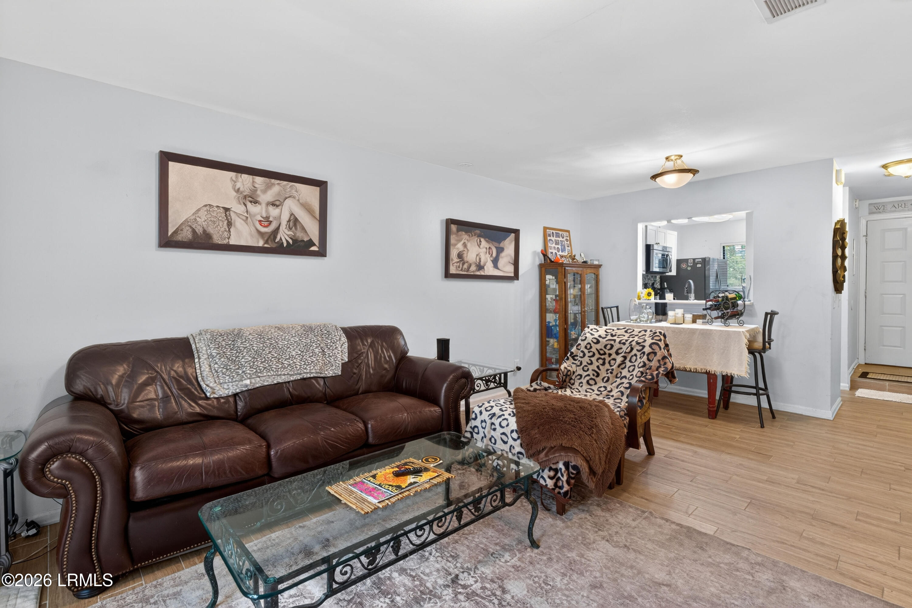 96 Mathews Drive 19