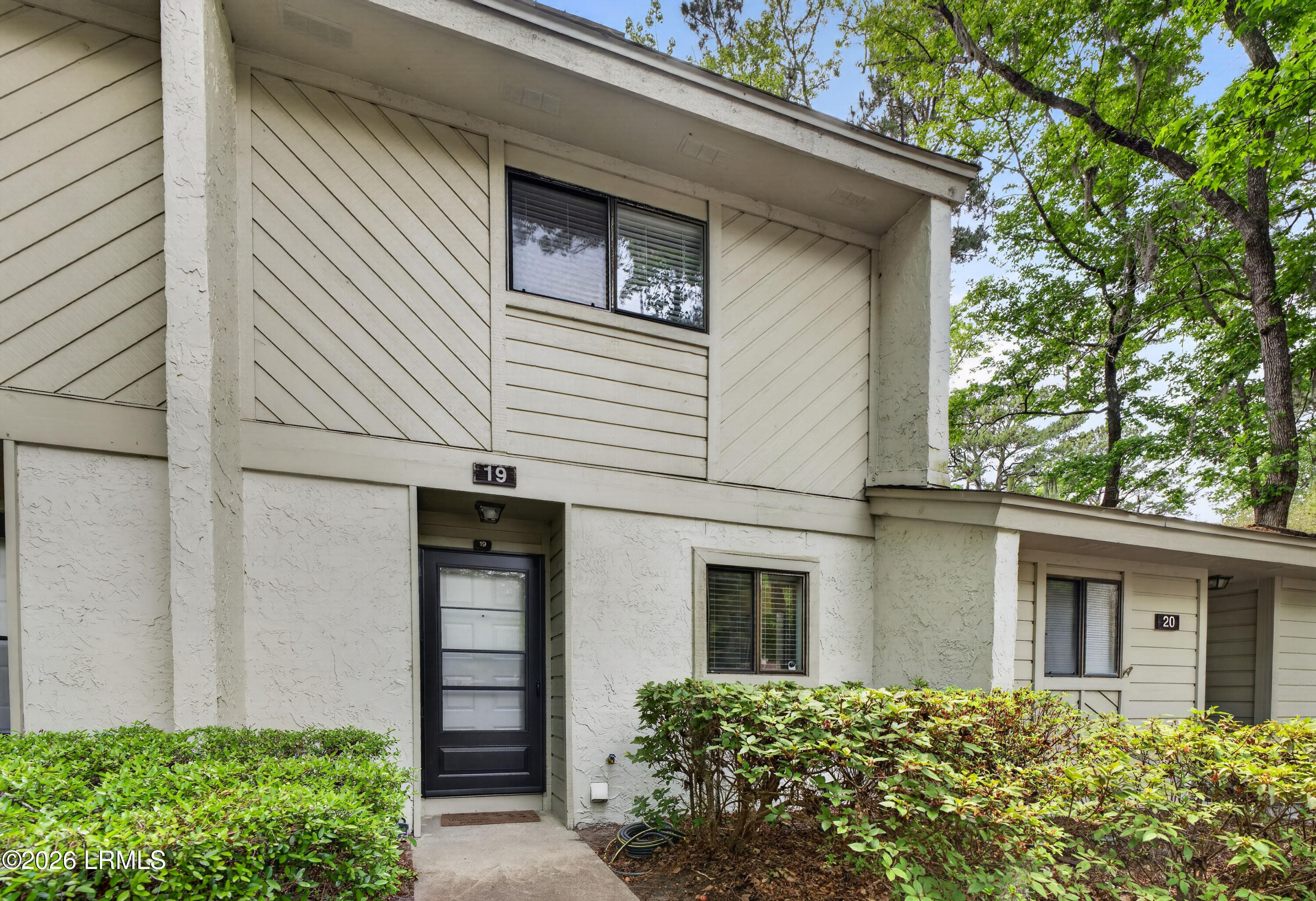 96 Mathews Drive 19