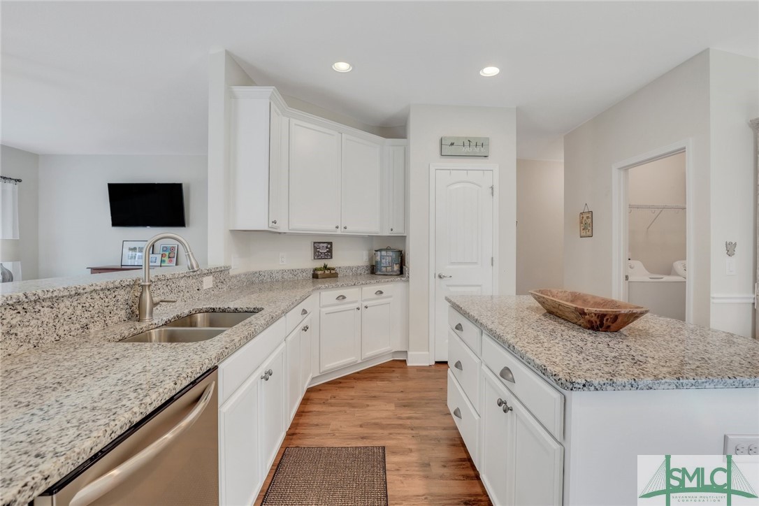 112 Red Maple Lane