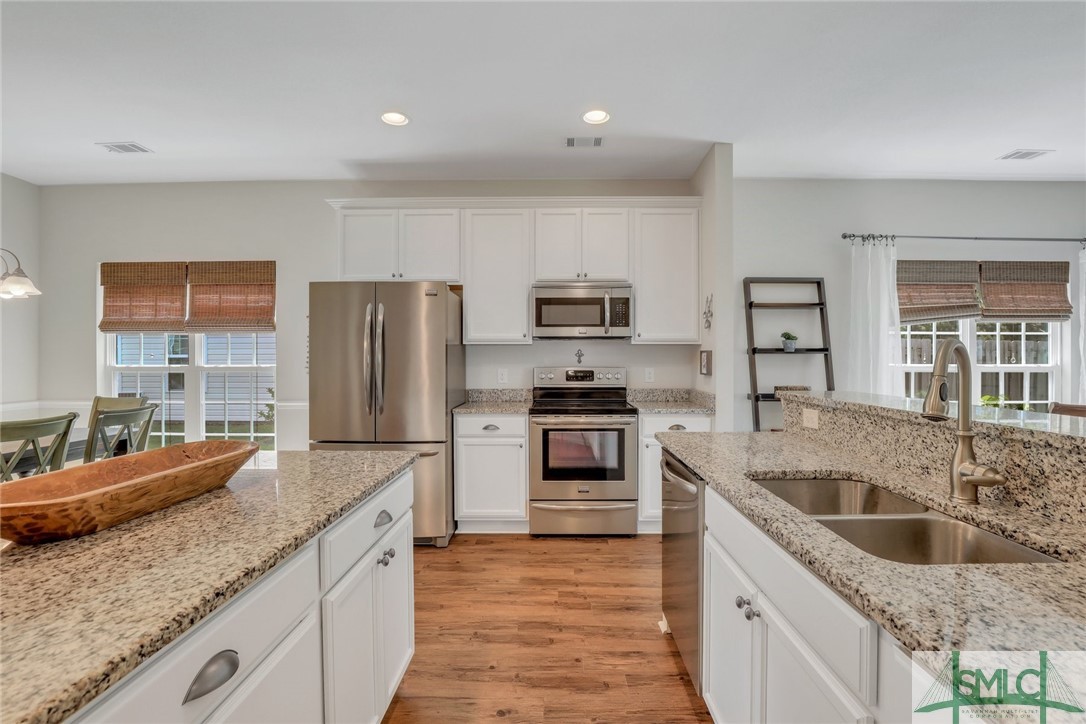 112 Red Maple Lane
