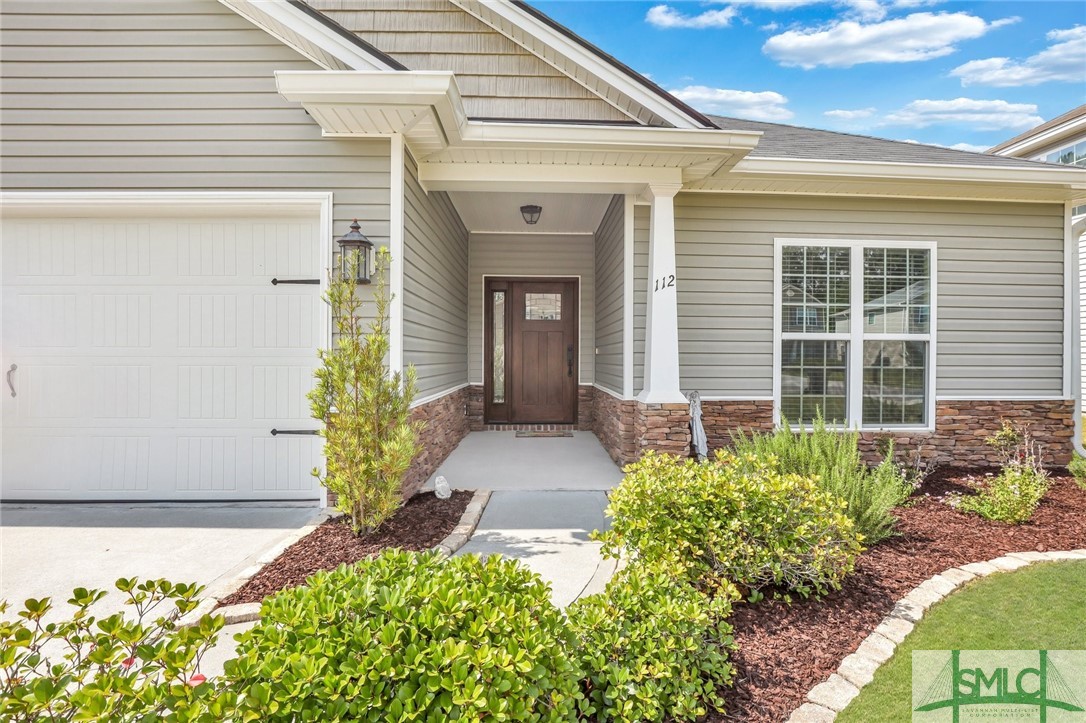 112 Red Maple Lane