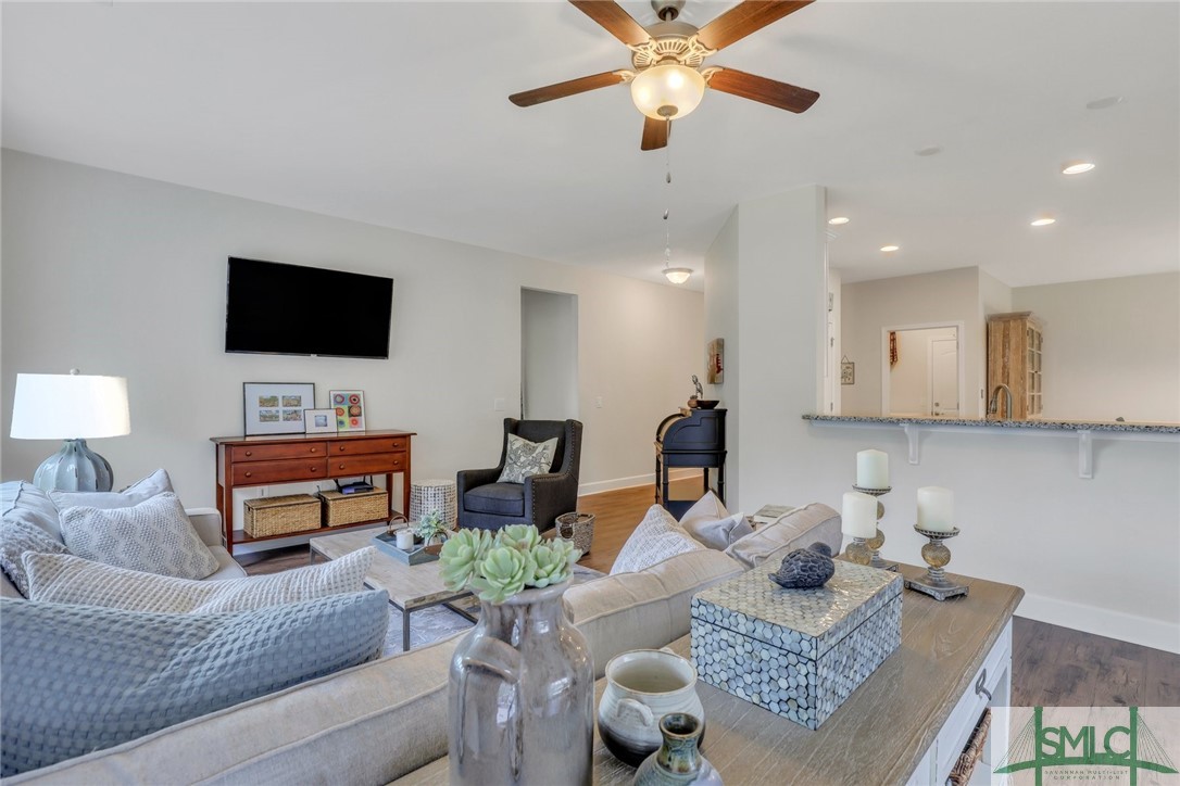 112 Red Maple Lane