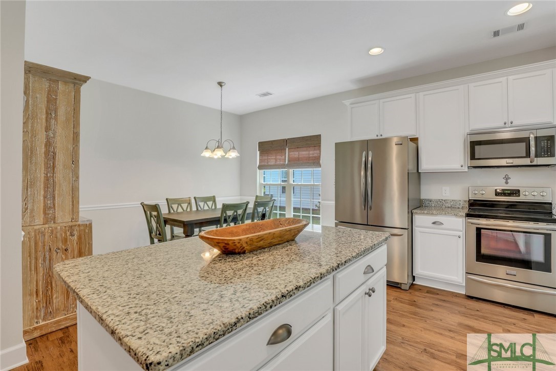 112 Red Maple Lane