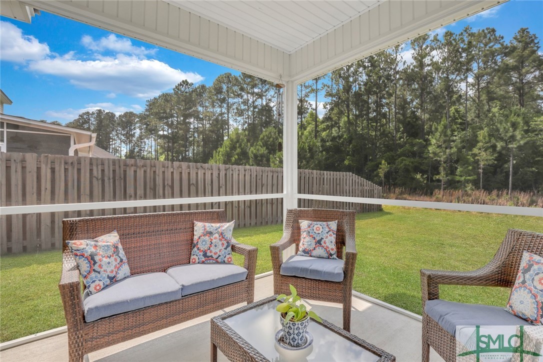 112 Red Maple Lane
