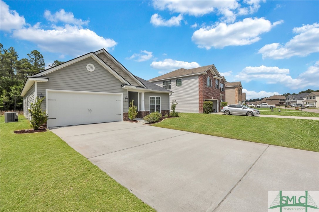 112 Red Maple Lane