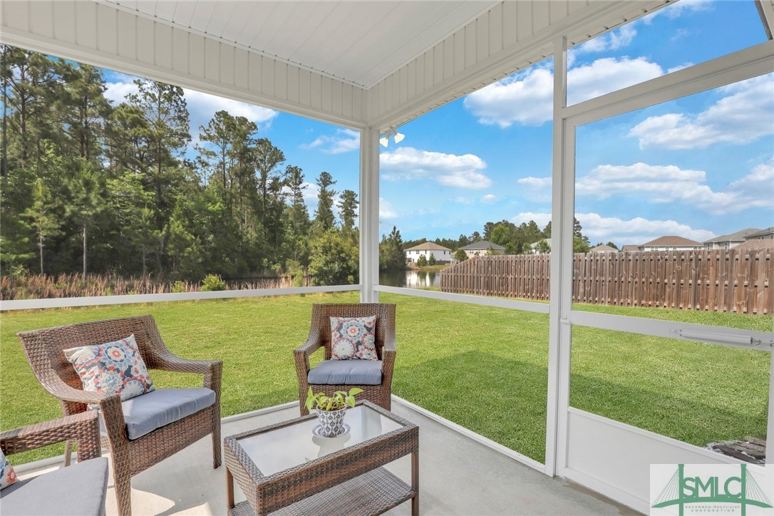 112 Red Maple Lane
