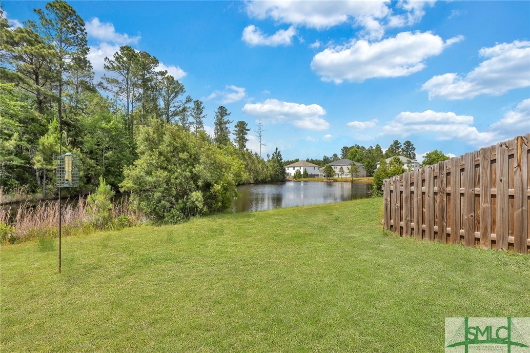 112 Red Maple Lane