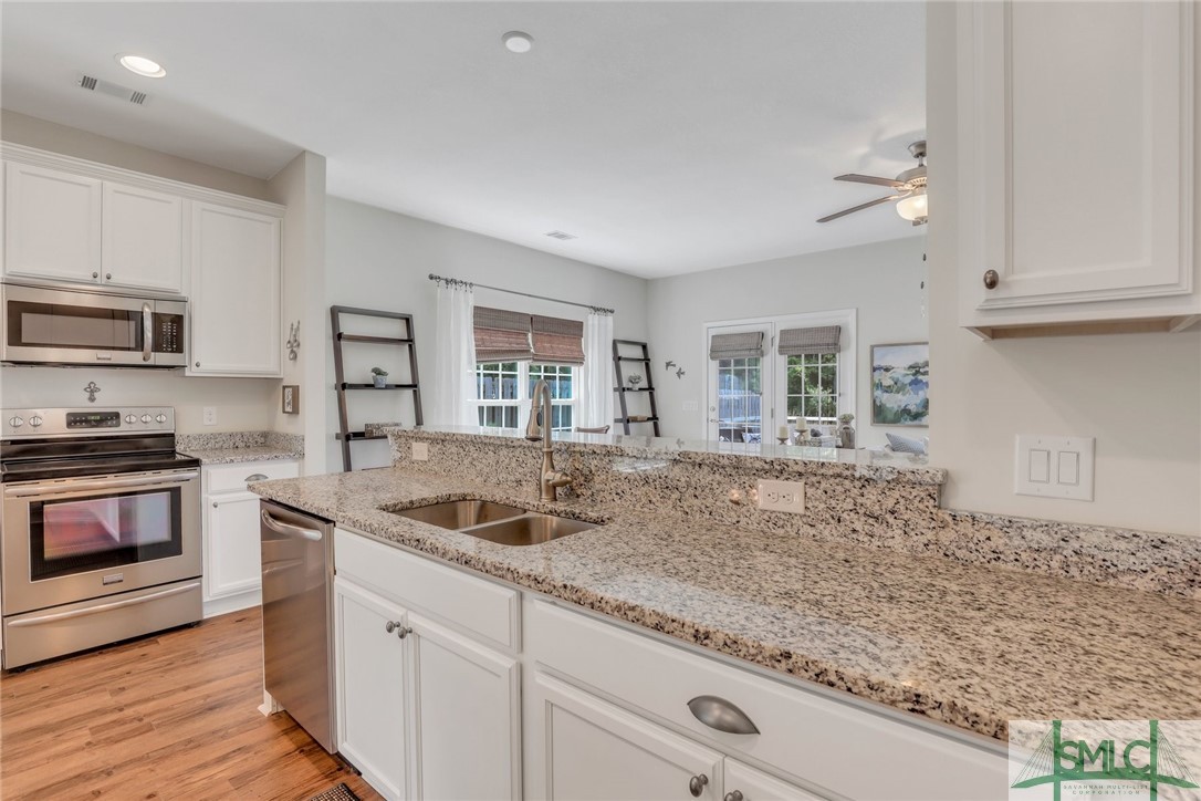 112 Red Maple Lane