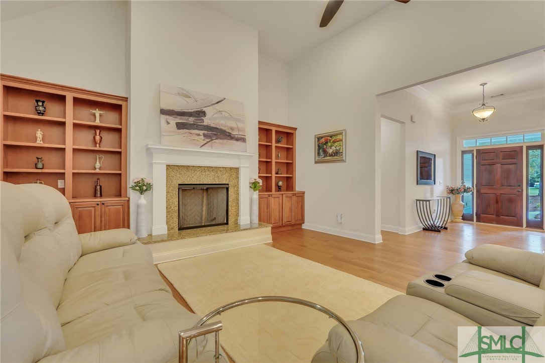 1318 Saint Catherine Circle