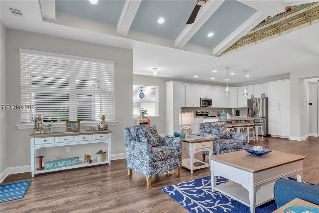 581 Coral Reef Way