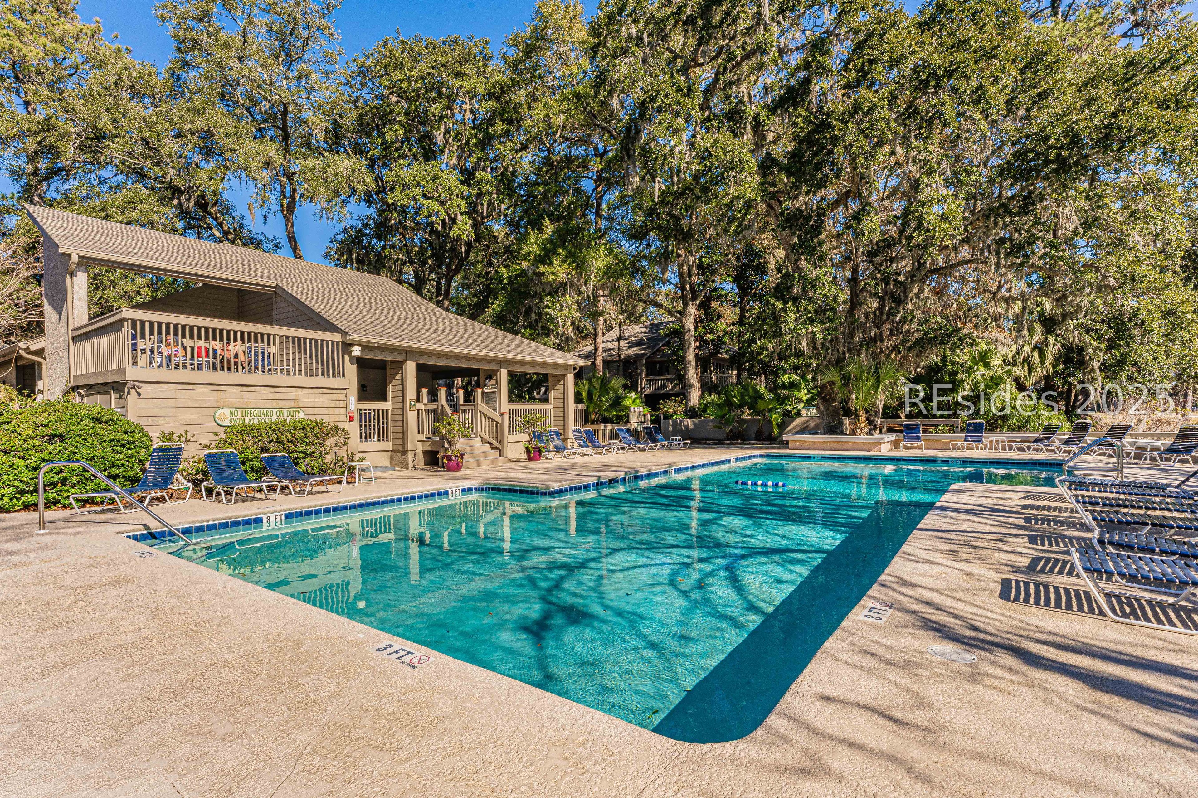 20 Queens Folly Road Unit: 1677