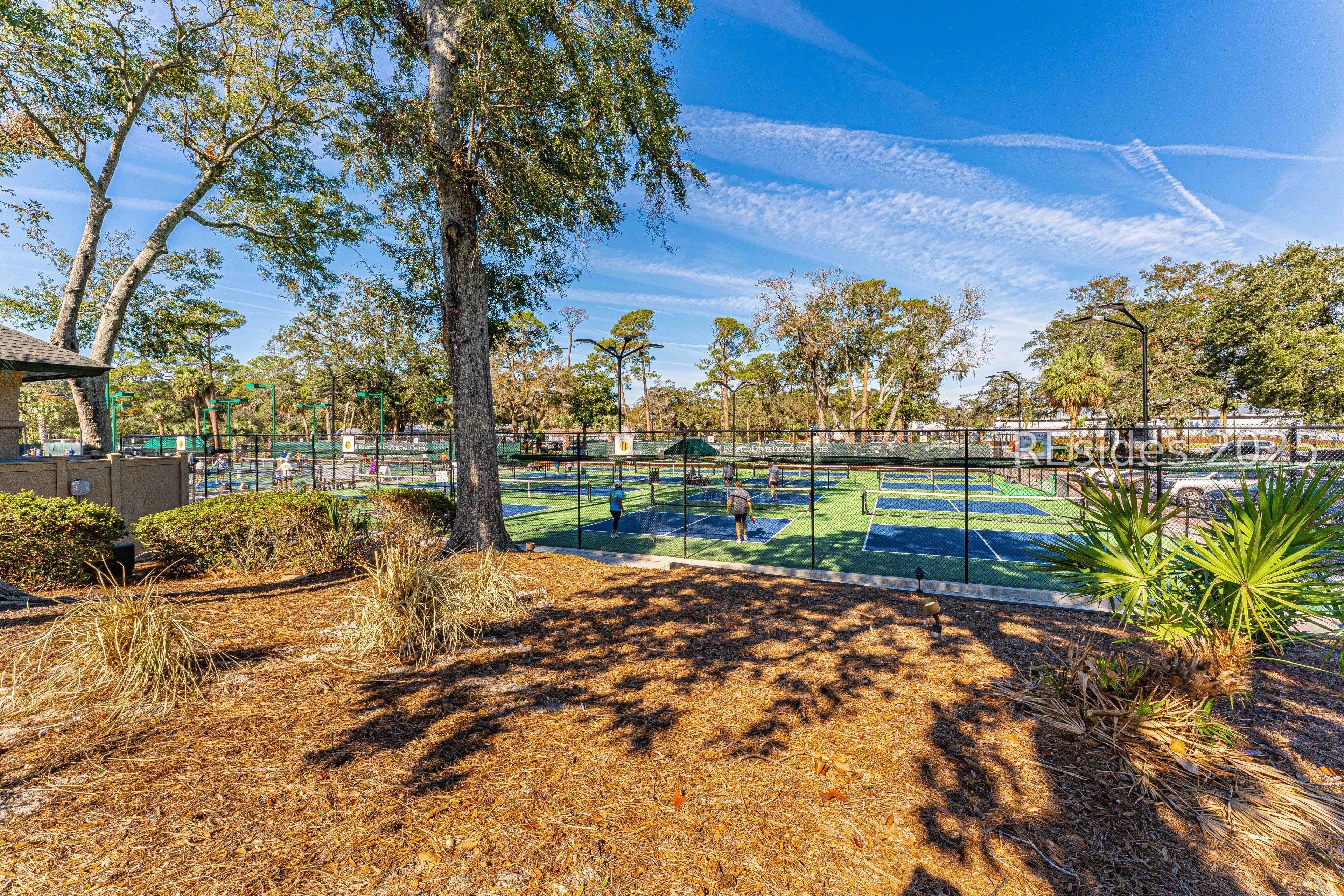 20 Queens Folly Road Unit: 1677