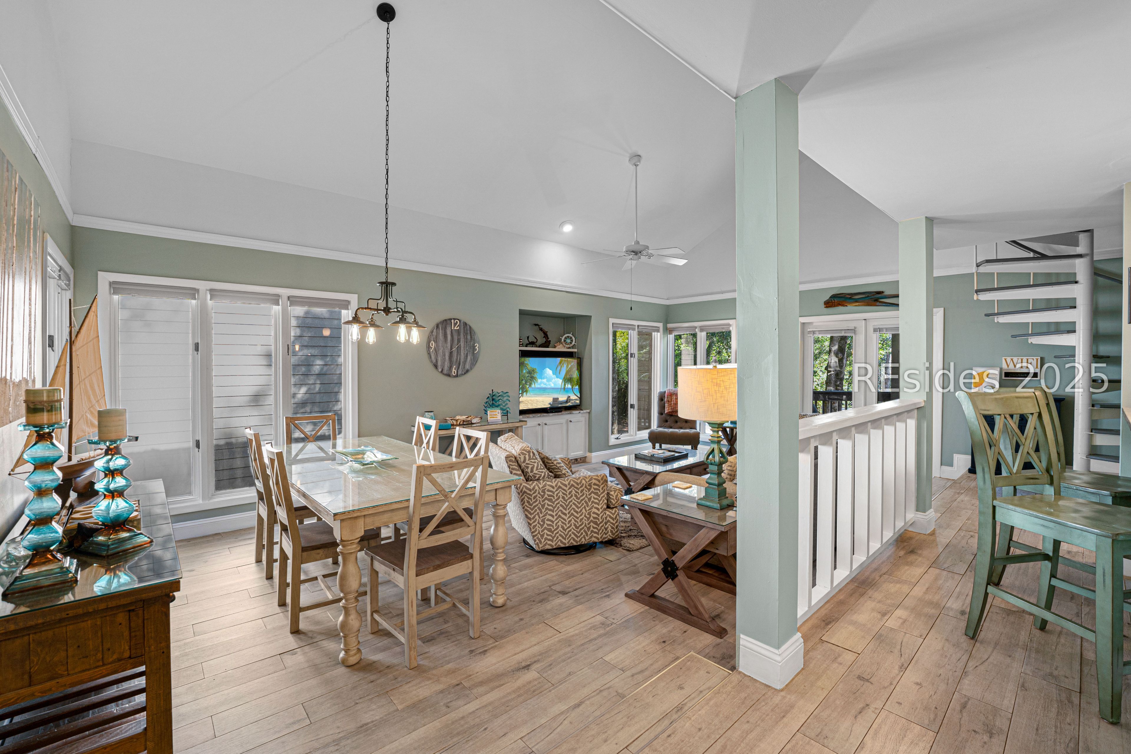 20 Queens Folly Road Unit: 1677