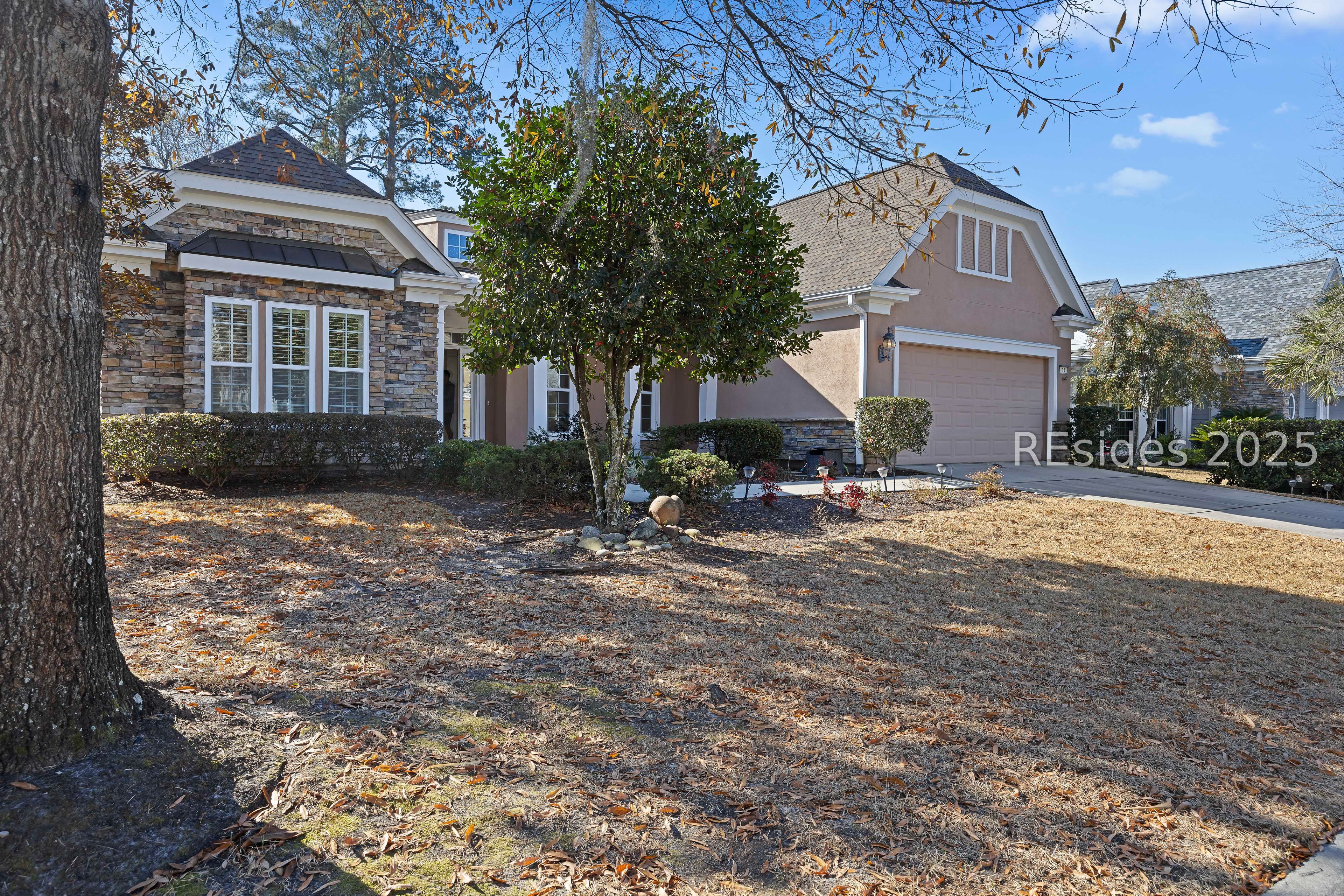10 Camilla Pink Court