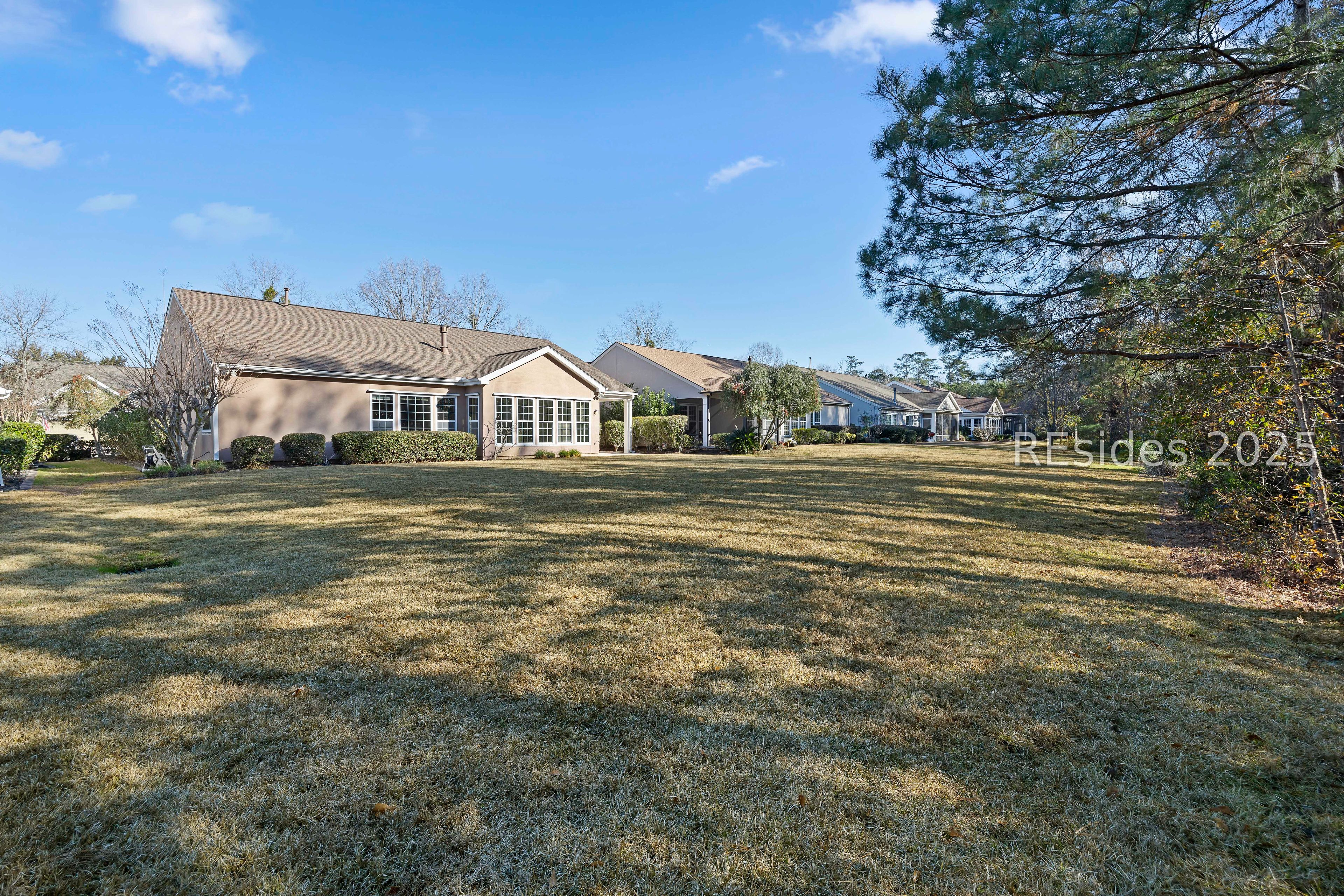 10 Camilla Pink Court