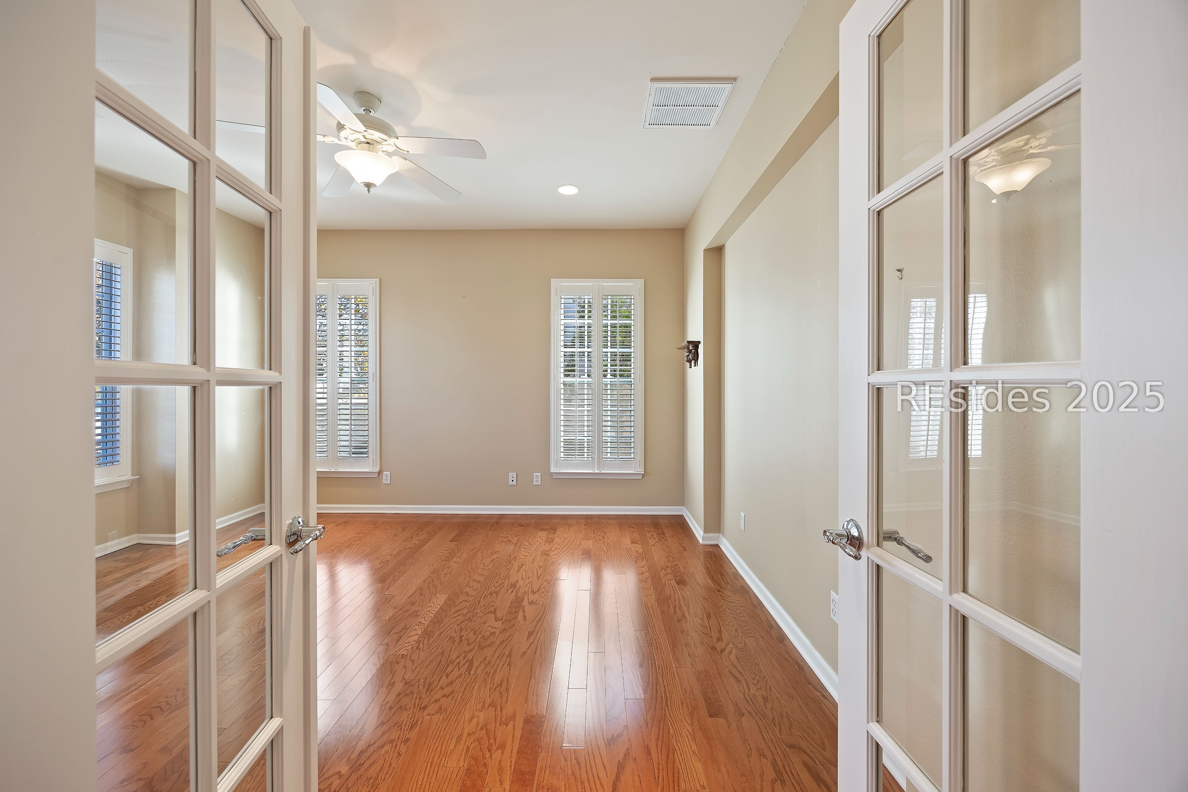 10 Camilla Pink Court