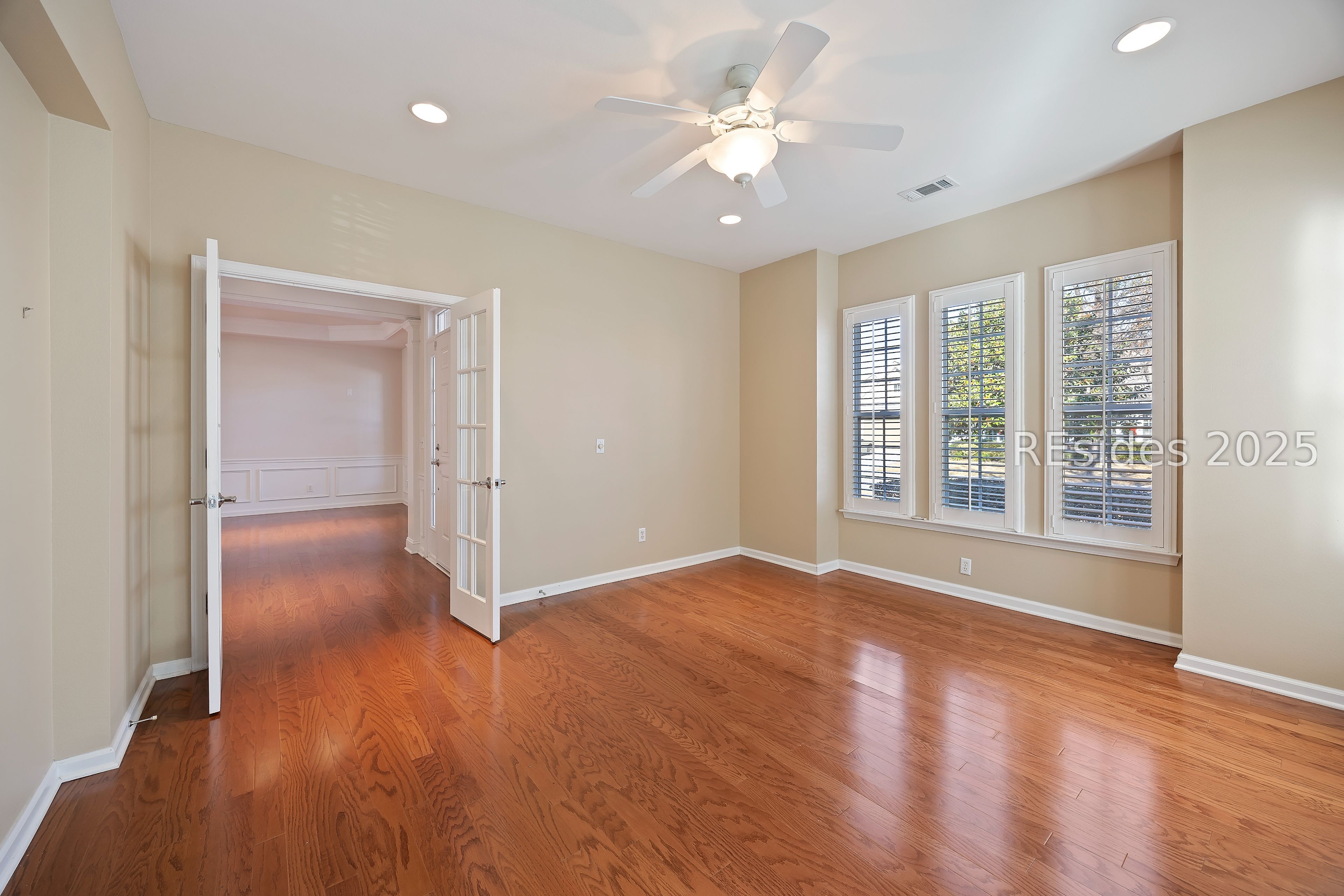 10 Camilla Pink Court