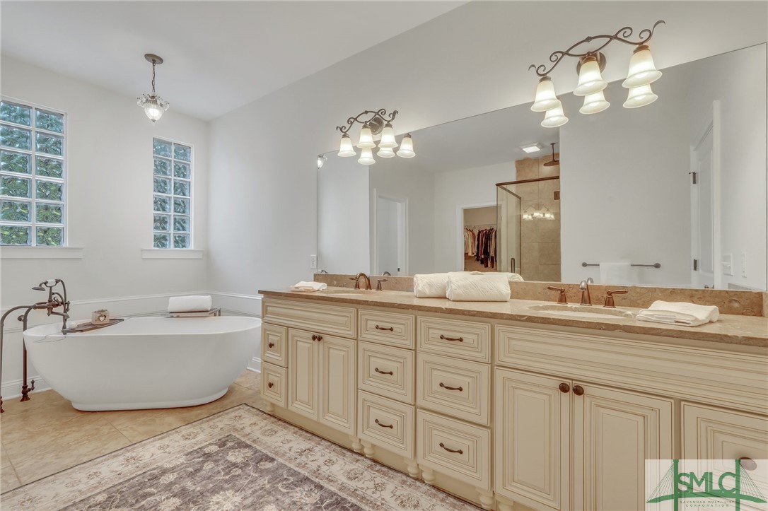 1318 Saint Catherine Circle