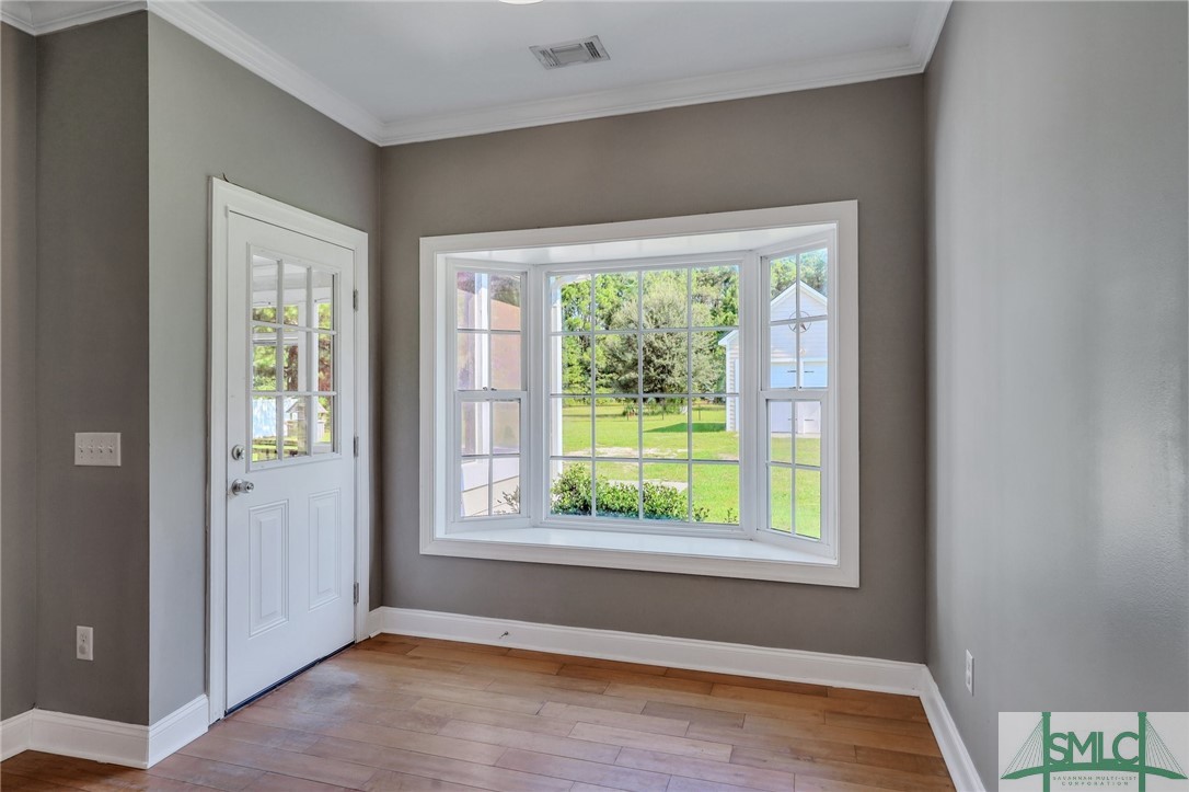 358 Gracen Road