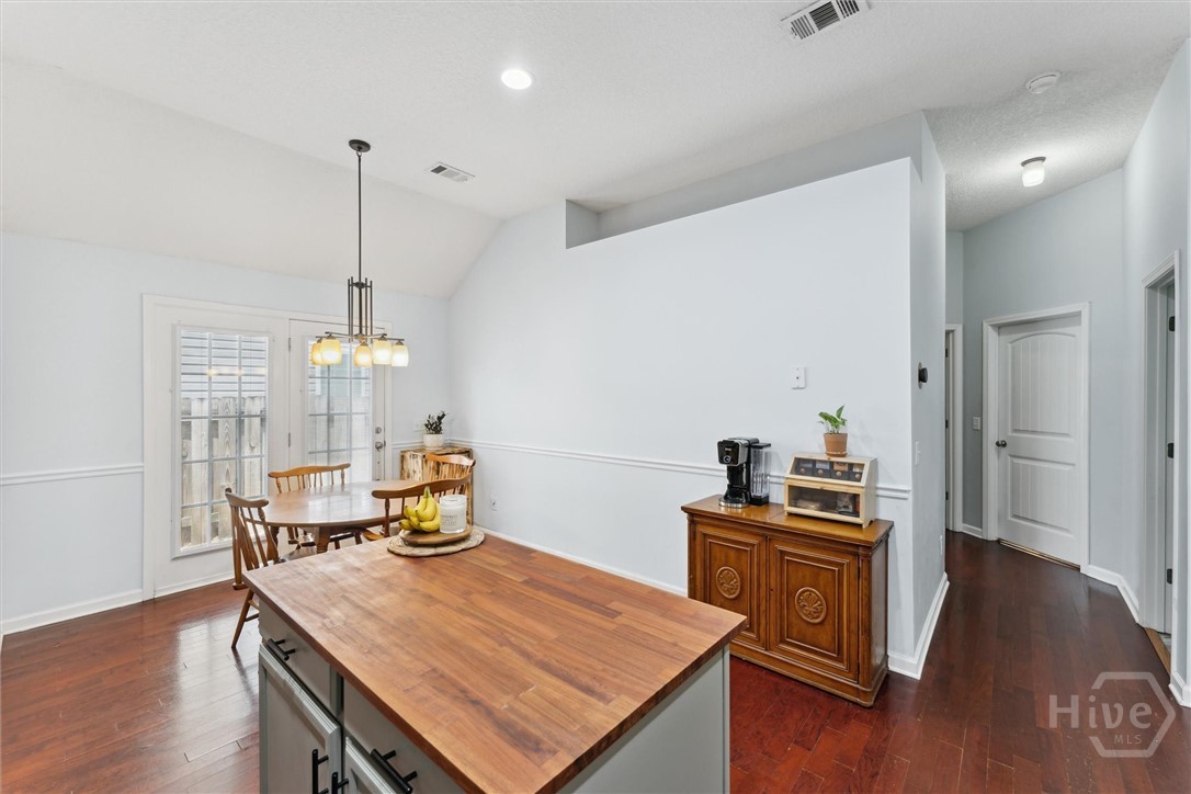 116 Calm Oaks Circle