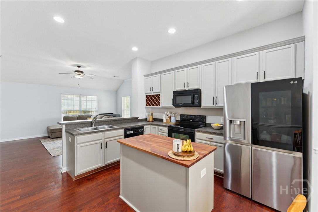 116 Calm Oaks Circle