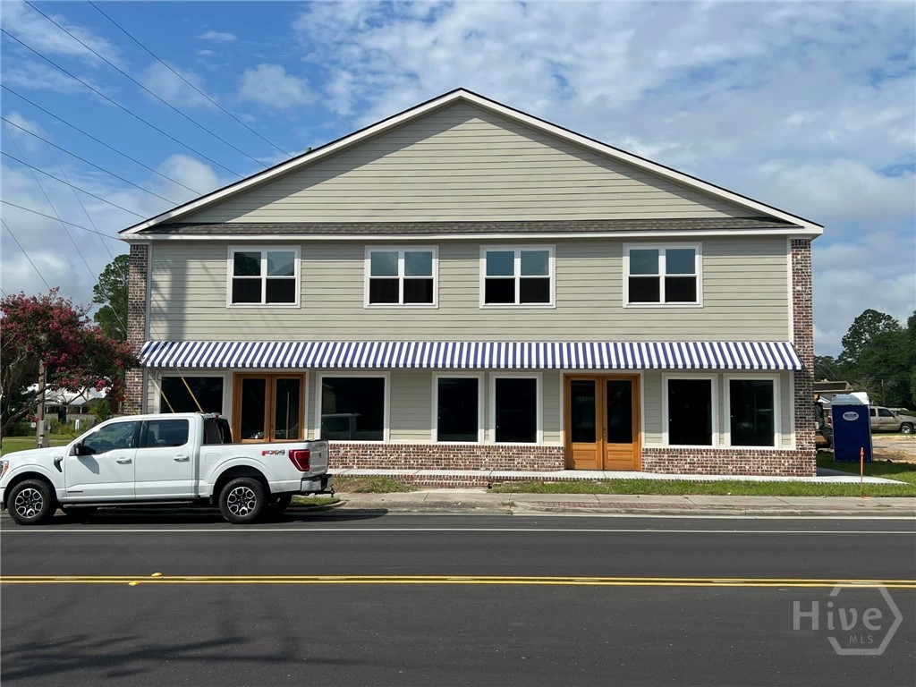 302 S Laurel Street