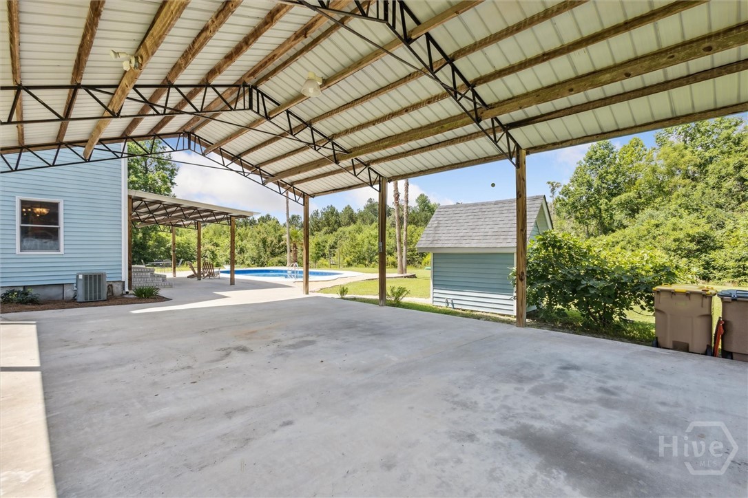 7217 Hwy 17 N Highway N