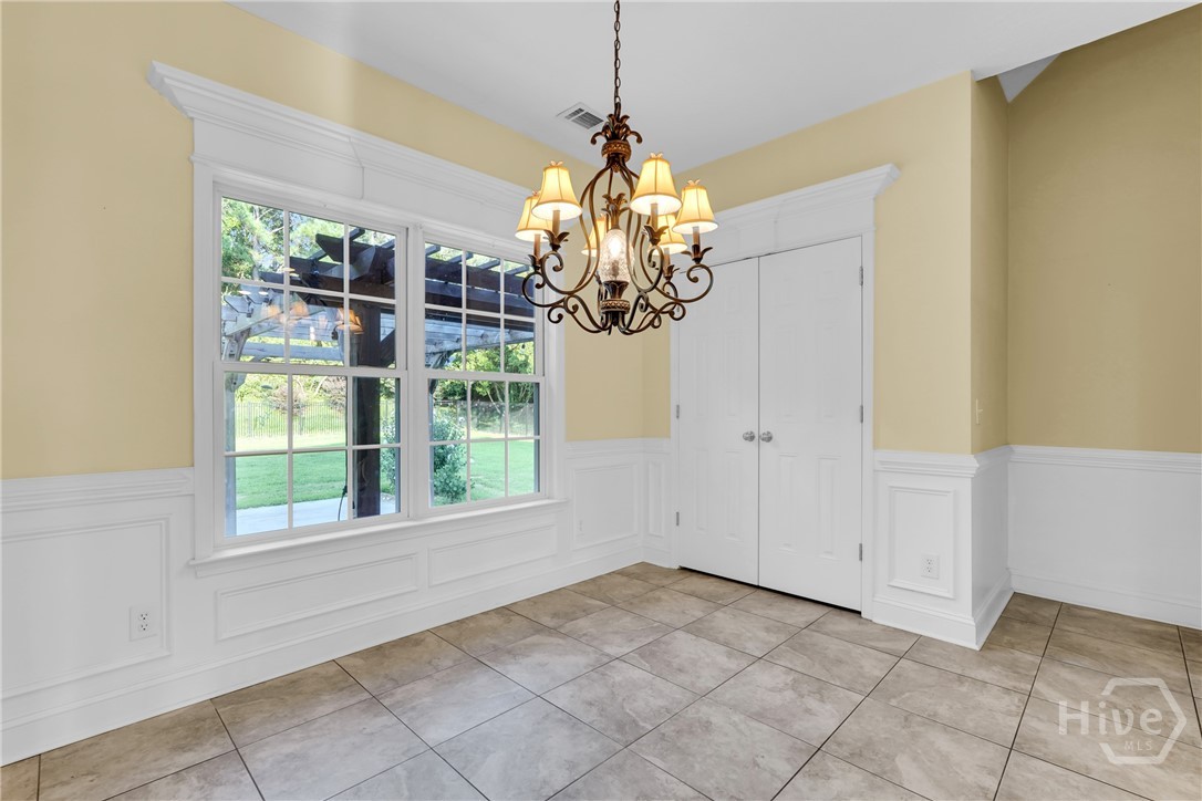 72 Roswell Trail