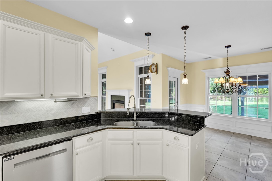 72 Roswell Trail