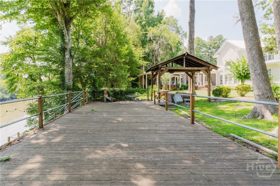 130 Seines Landing Drive