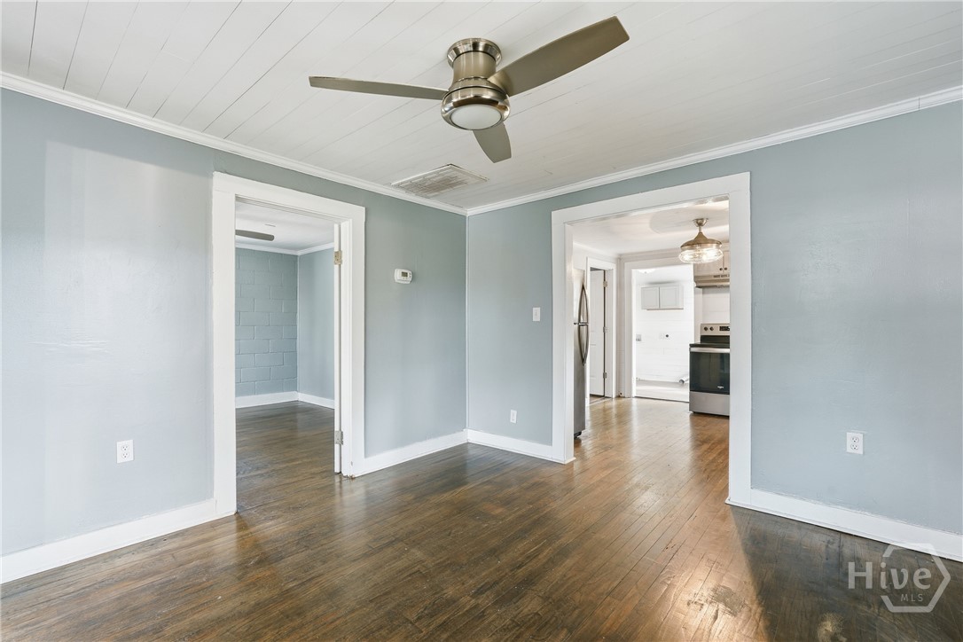 704 Lexington Avenue