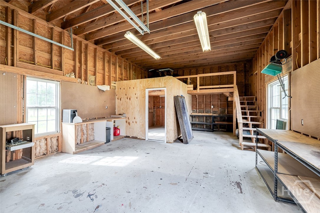 358 Gracen Road