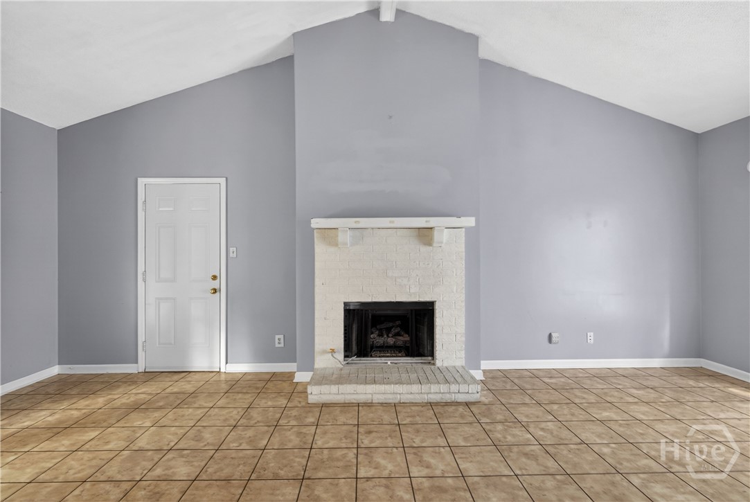123 Whitehall Avenue