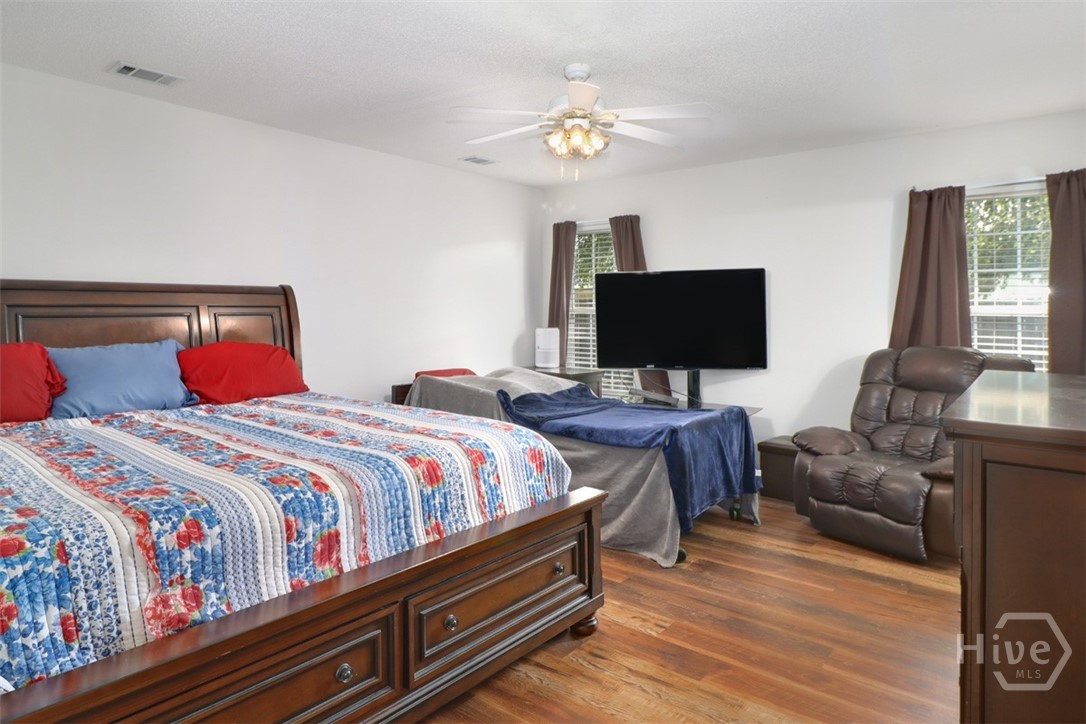 106 Oxford Circle