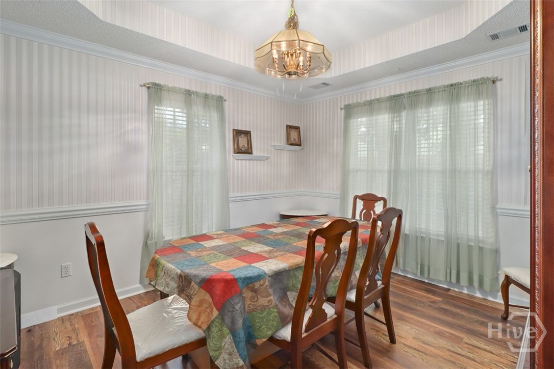106 Oxford Circle