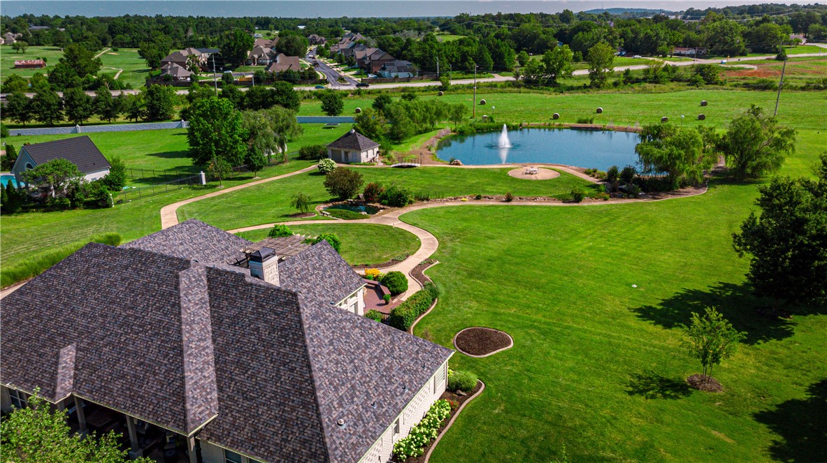 6100 Nancy's Vista