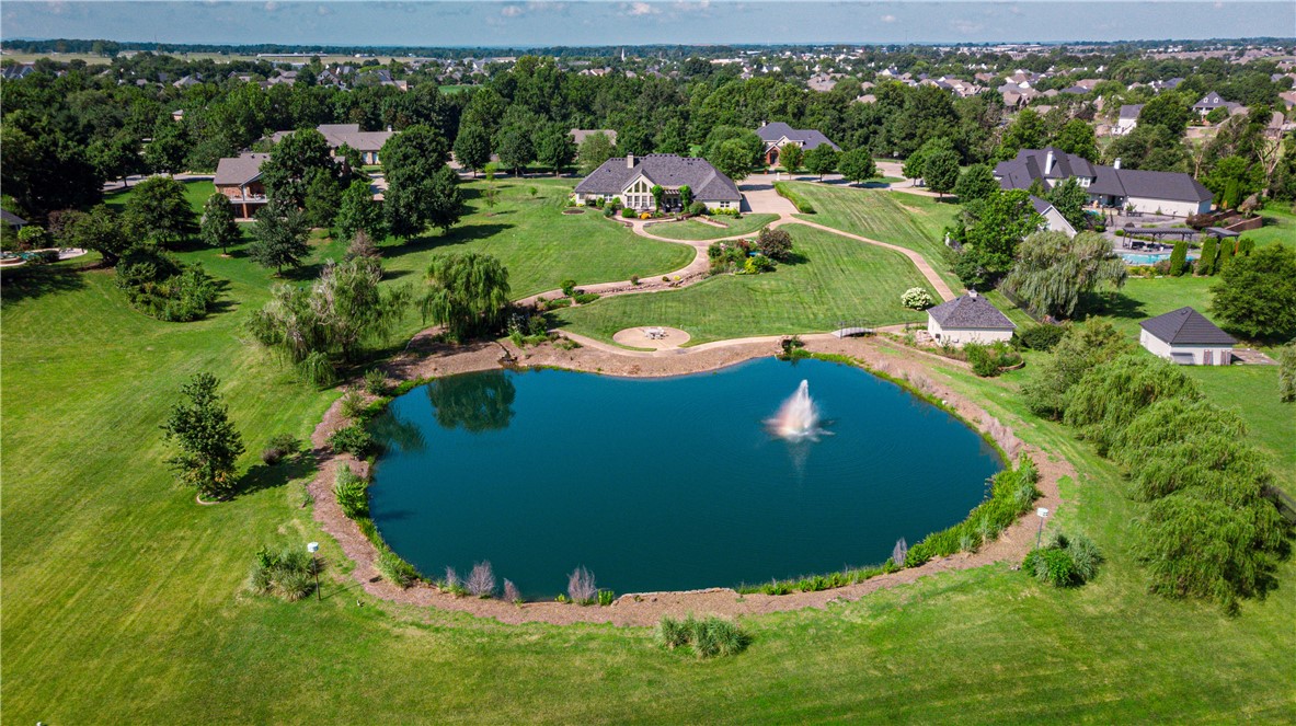 6100 Nancy's Vista