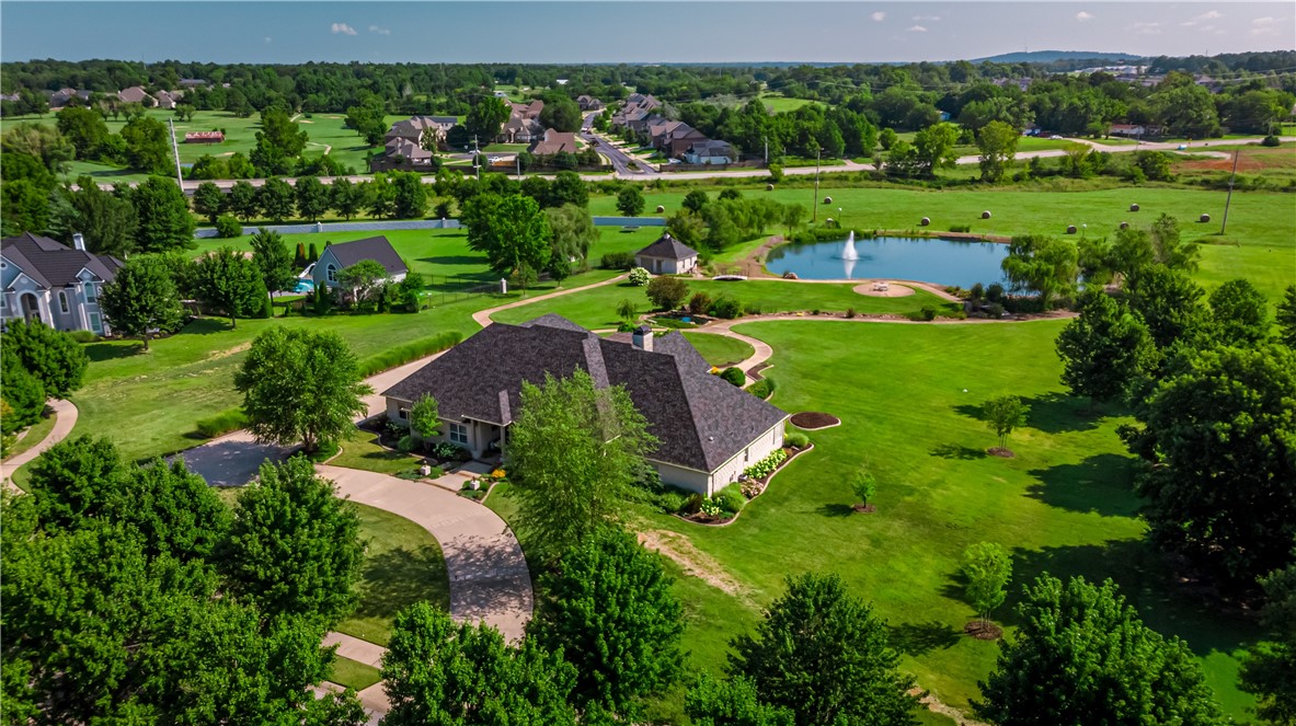 6100 Nancy's Vista