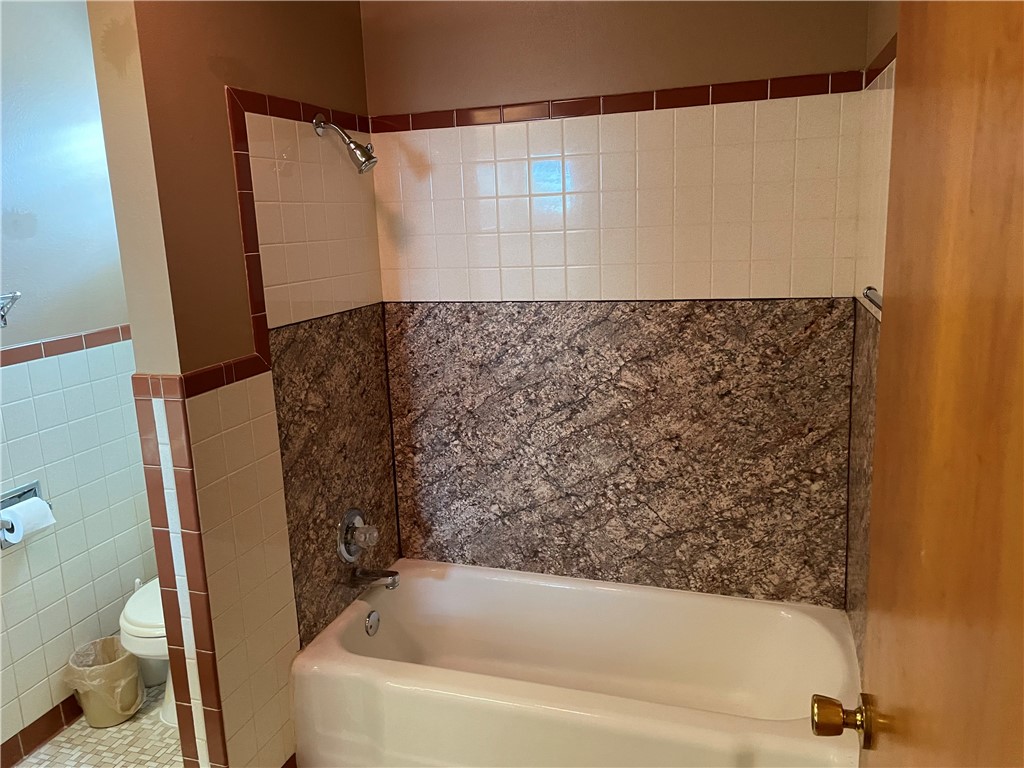 2007 Monticello Avenue