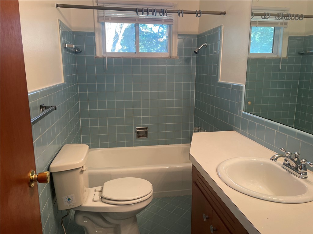 914 S Dixieland Road