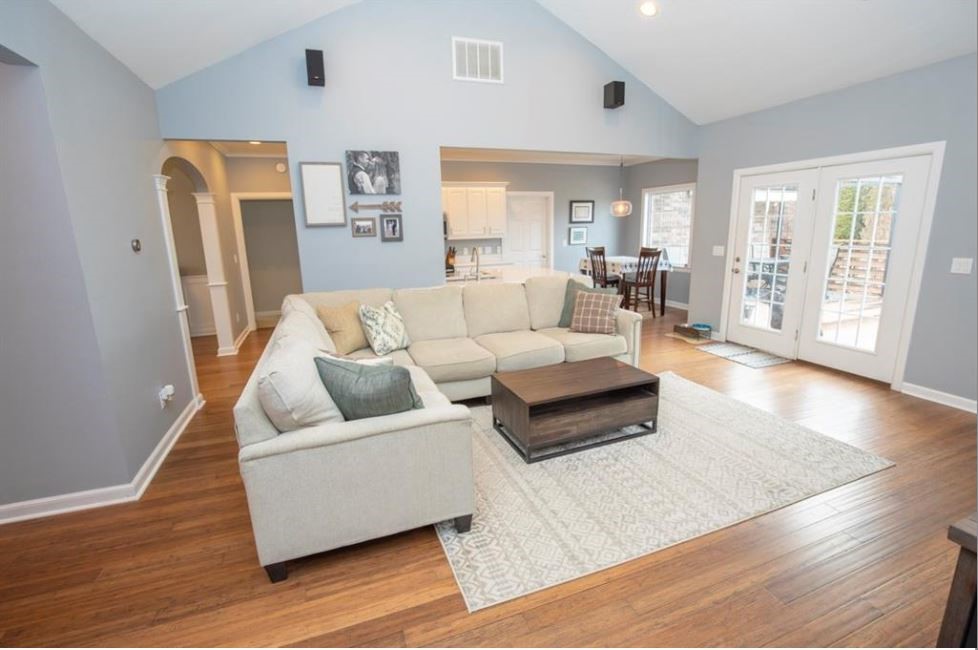 6336 S Tall Oaks Loop