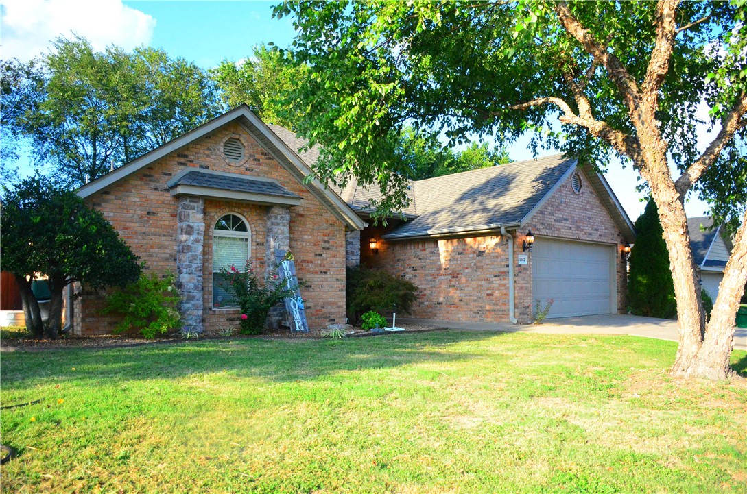 1562 Thistle Wood Lane