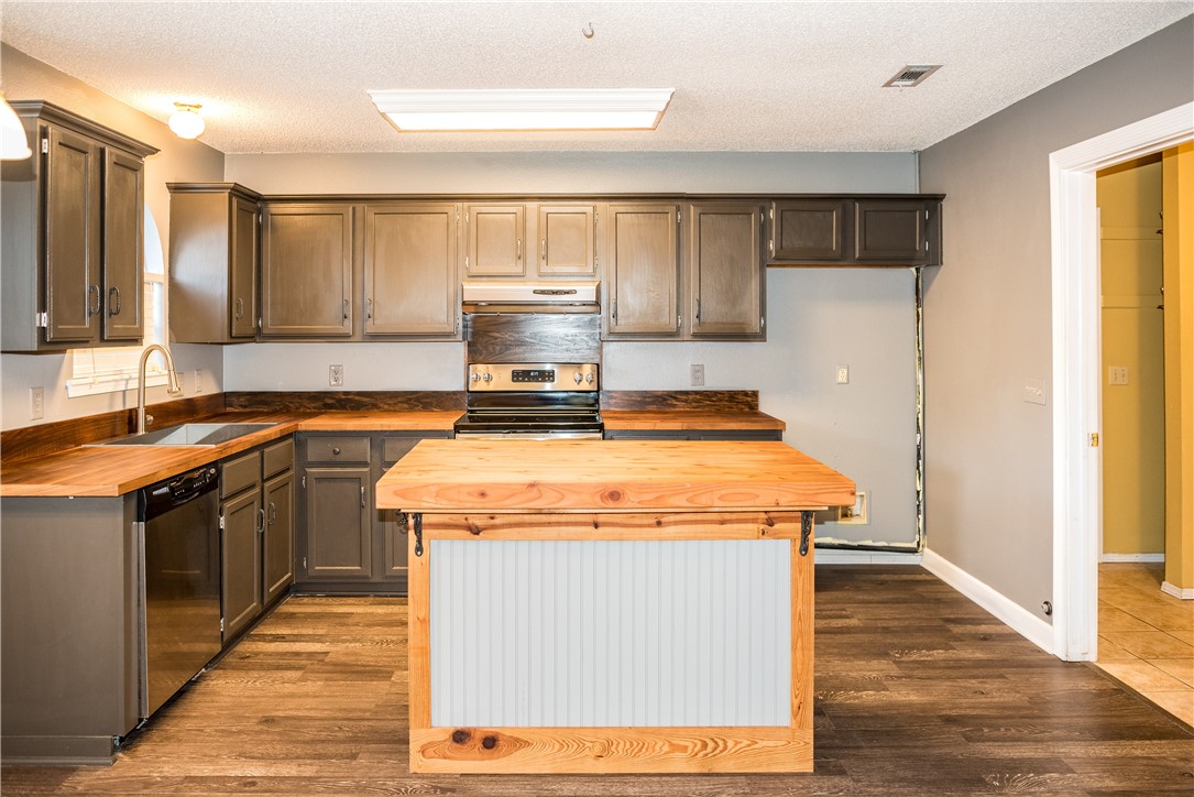 171 Robin Hood Court